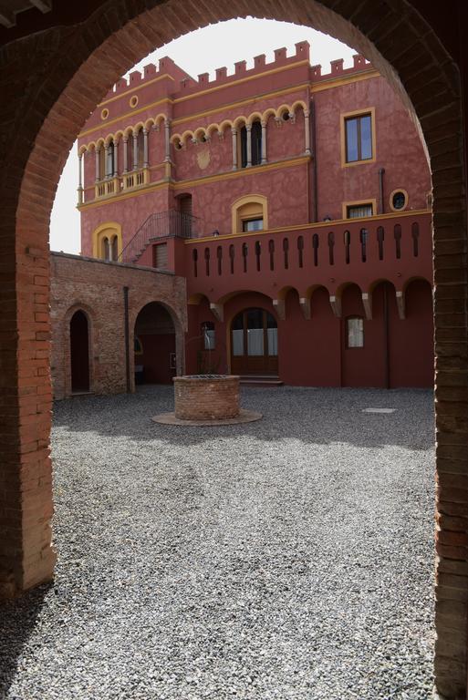 Hotel Il Castello Di San Ruffino Lari Exteriér fotografie